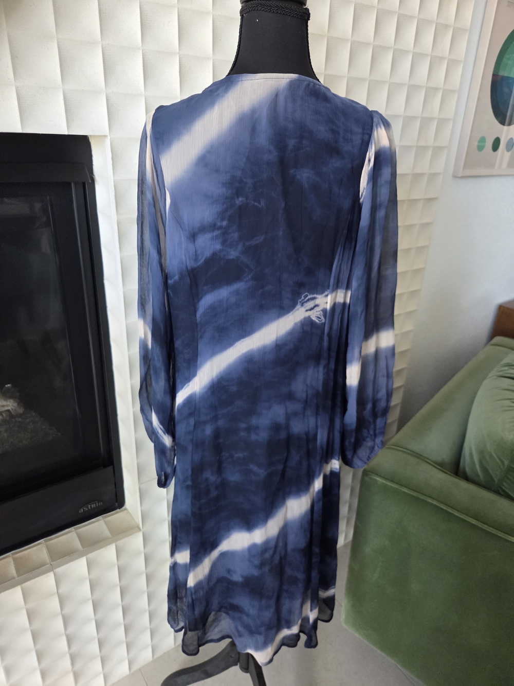 Soft Surroundings Himalaya Dress Indigo Tie-Dye Floral Embroidered V-neck Boho - Picture 4 of 7